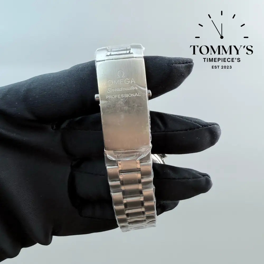 AAA + Snoopy Speedmaster