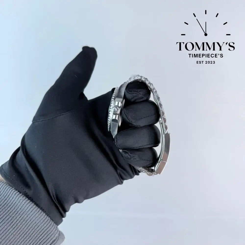 Superclone GMT-Master II "Batgirl", (126710BLNR) 40mm Black Dial-Jubilee Bracelet (Blue/Black Ceramic Bezel)