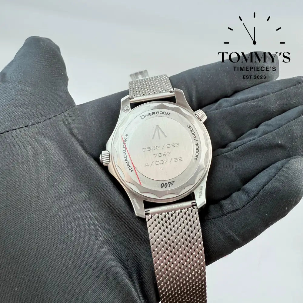 Superclone 007 Seamaster Diver 300M With An Extra Strap