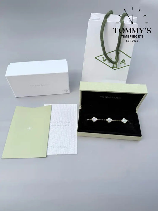 Yellow Gold VCA Bracelet Sets With Box Bag And Certificate